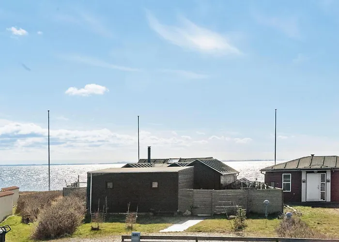 2 Bedroom Gorgeous In
